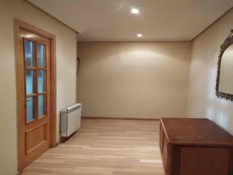 Piso en Avinguda de Juan Carlos I, 56